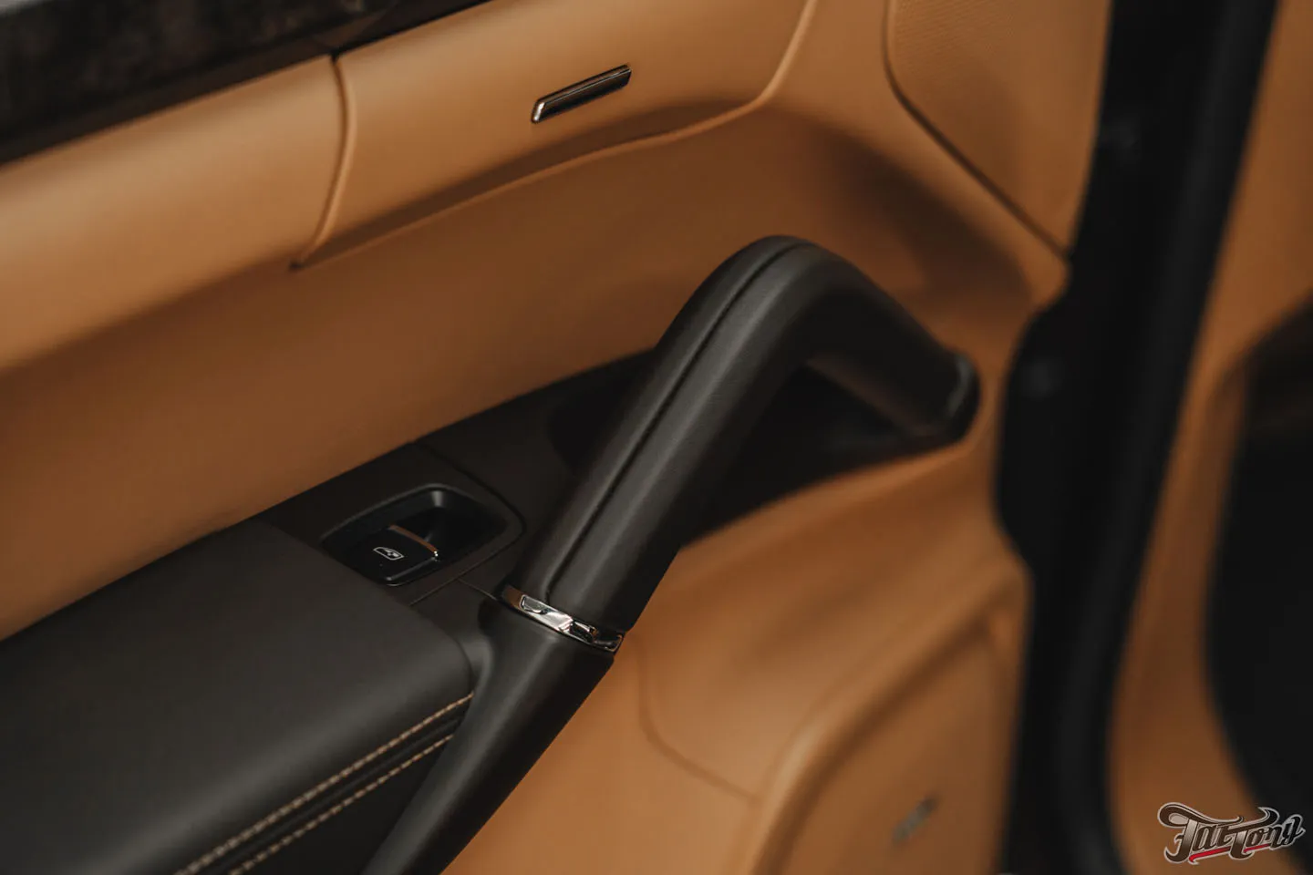 Детейлинг-услуги для Porsche Cayenne. Подготовим автомобиль к сезону?